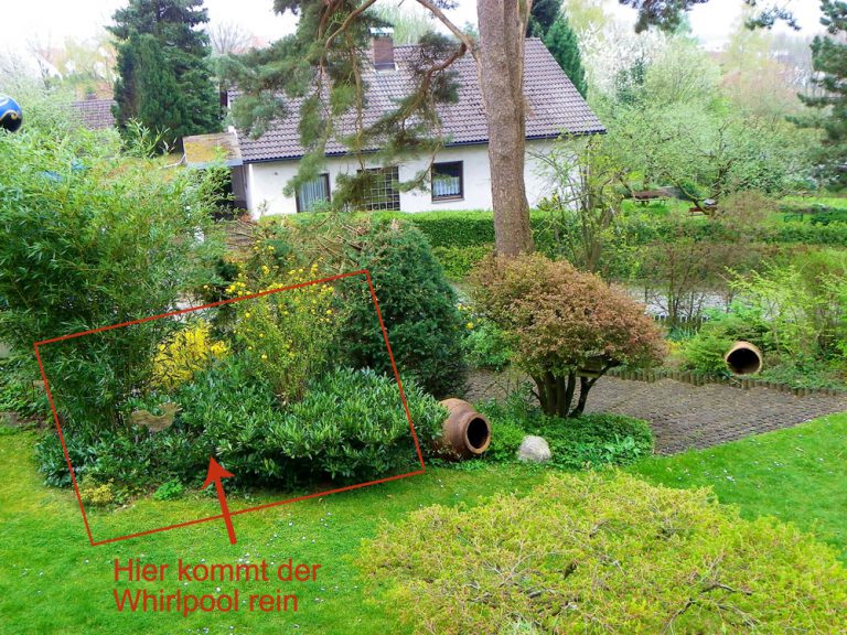Home • Whirlpool im Garten